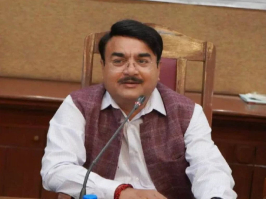 narendra 
siksha mantri 